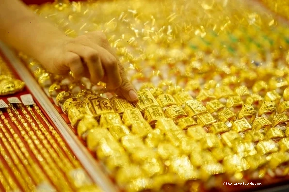Bitcoin hôm nay giảm sâu, nhà đầu tư lo lắng
