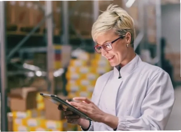 Xe Global Business Payment Woman
